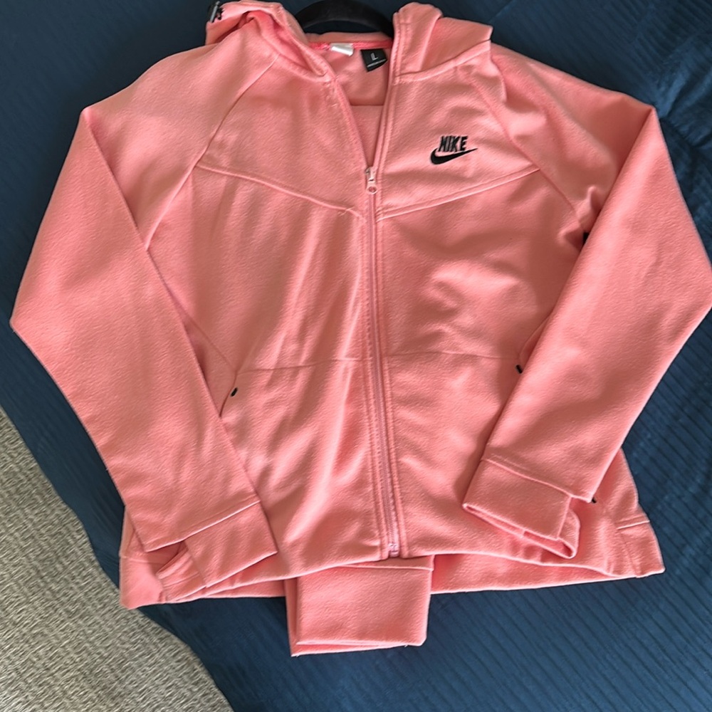 Nike Tech Women’s Sweatsuit